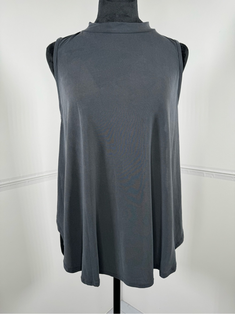 Mod Ref Charcoal Sleeveless High Neck Open Back Tank Top Size Small